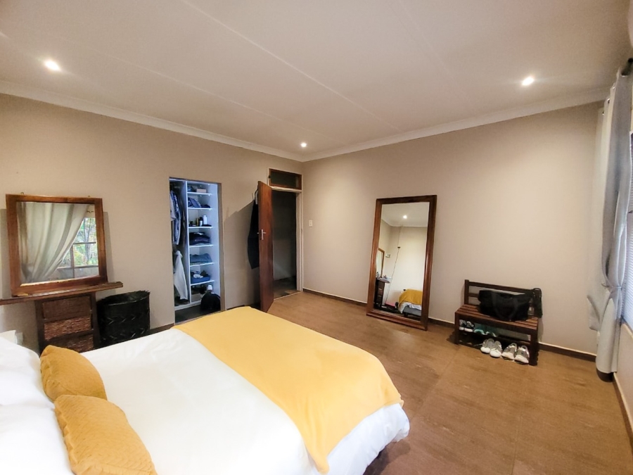 6 Bedroom Property for Sale in Baillie Park North West
